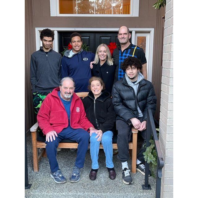 Christmas in Woodinville.  (December 2021)