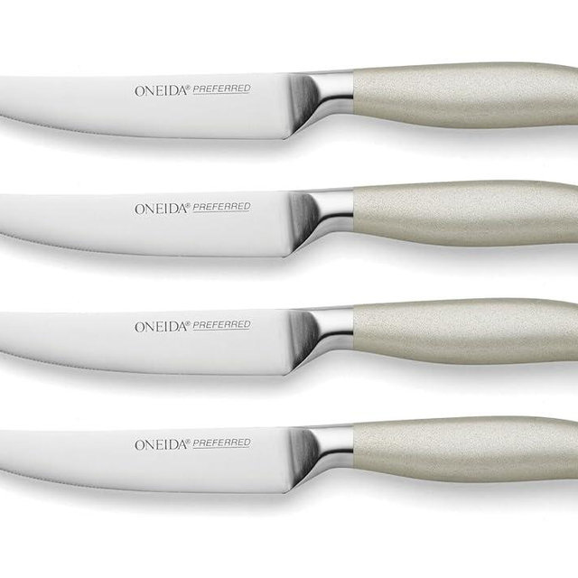 Oneida Preferred S/4 Steak Knives, 0.90 LB, Metallic