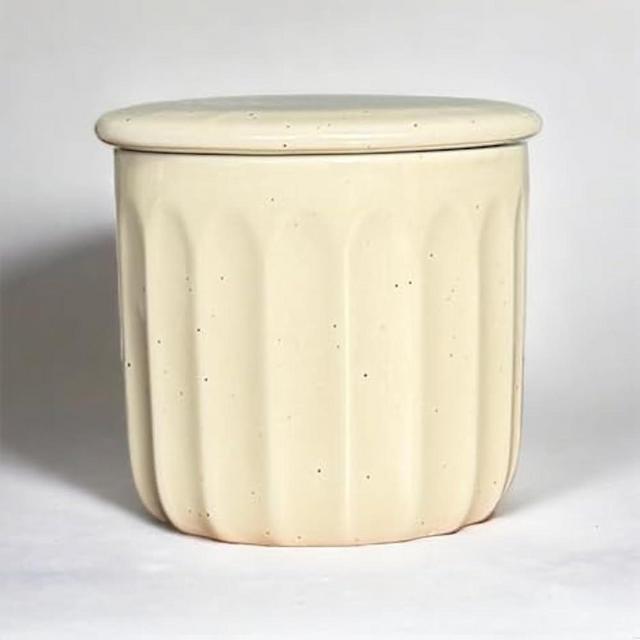 Cream Fluted French Butter Keeper with Water Line, French Butter Crock, French Butter Dish with lid for Countertop, French Butter Container Bell with Water Line (cream, A stick of Butter)