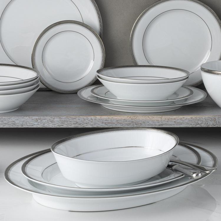 Noritake, Charlotta 30-Piece Dinnerware Set, Service for 6 | Zola