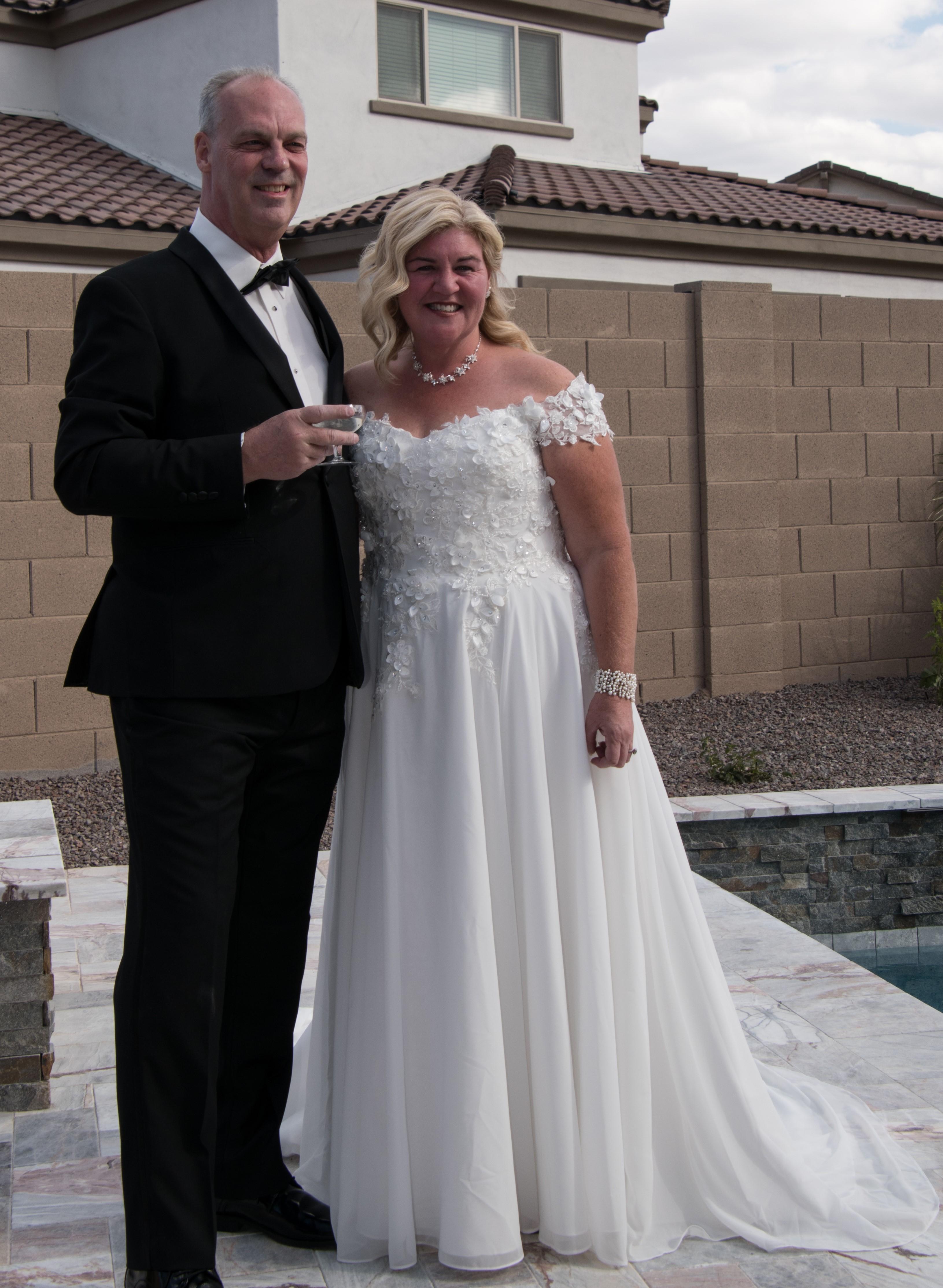 The Wedding Website of Shelley Johnston and Gary Darden
