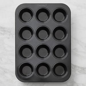 Calphalon Signature Ceramic Nonstick Muffin Pan, 12-Well