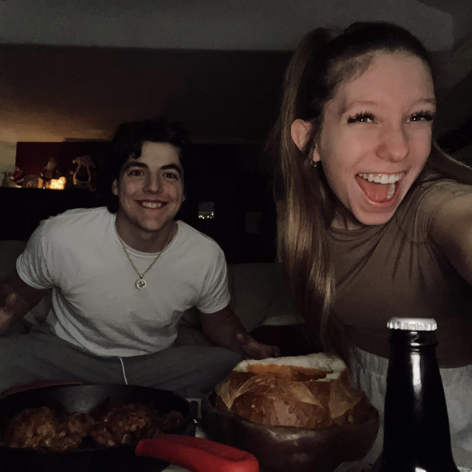 One of our favorite things to do together was watch Game of Thrones! For the finale we made a GOT inspired meal 🎞️