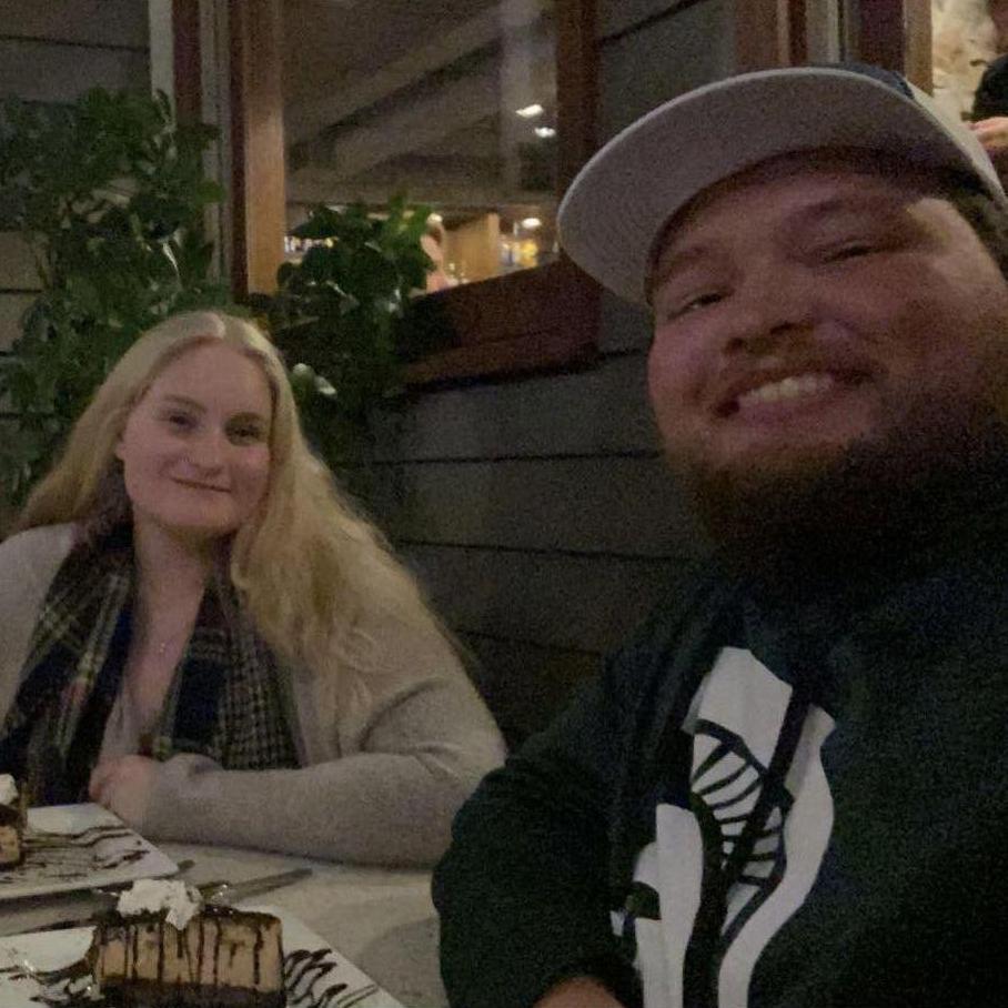 From the start of our first adventure!
Our first date included Rose's delicious peanut butter pie and Mac n cheese!