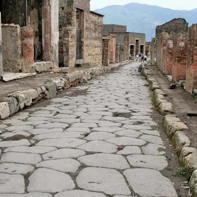 Tour of Pompeii