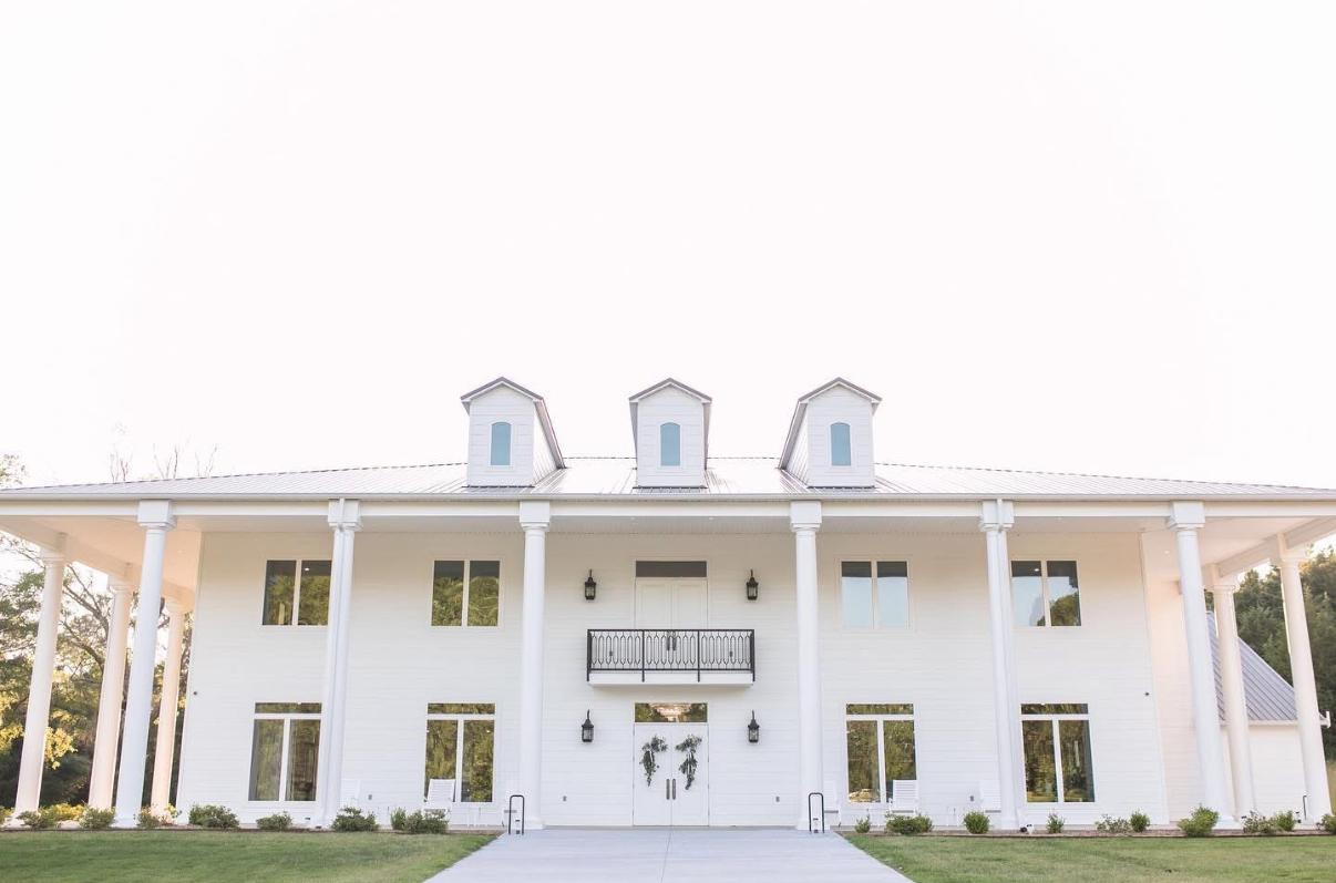 The Wedding Website of Shelby Meyer and Jody Hawkins