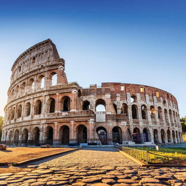 Rome City Pass - Entry to Colosseum, Vatican, Pantheon and more