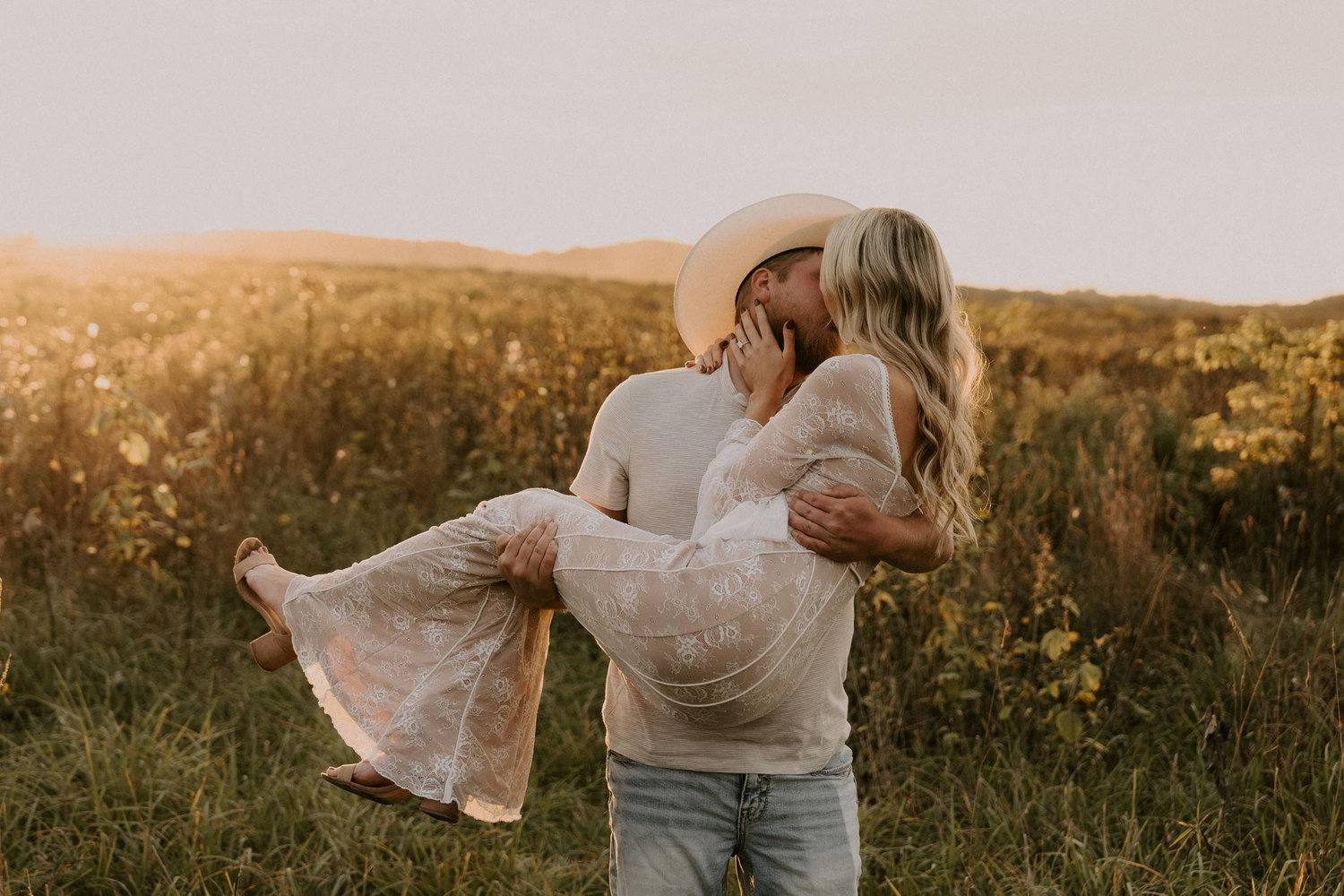 The Wedding Website of Hannah Metz and Connor Gilge