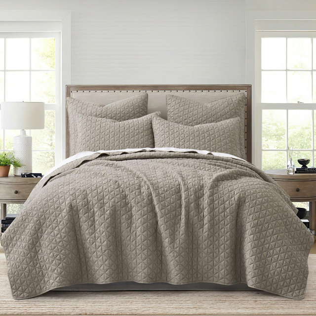 Rowan Tan Full/Queen Quilt Set- HomThreads by Levtex Home