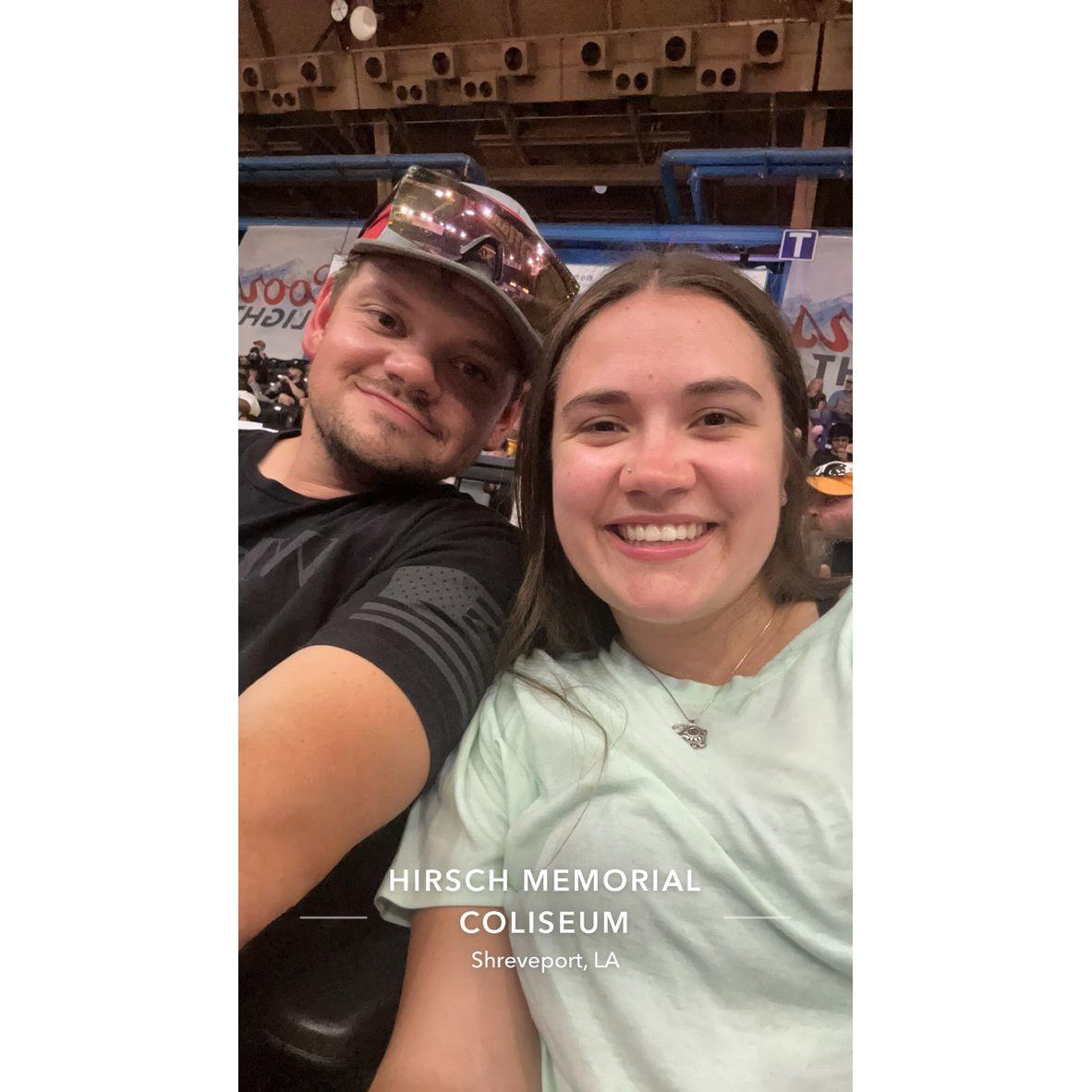 Date to motor cross circus.