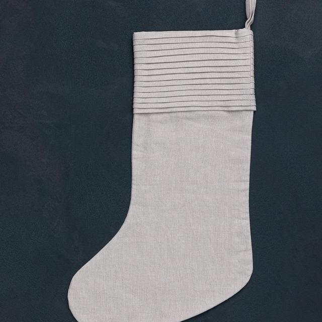 McGee & Co Pleated Linen Stocking