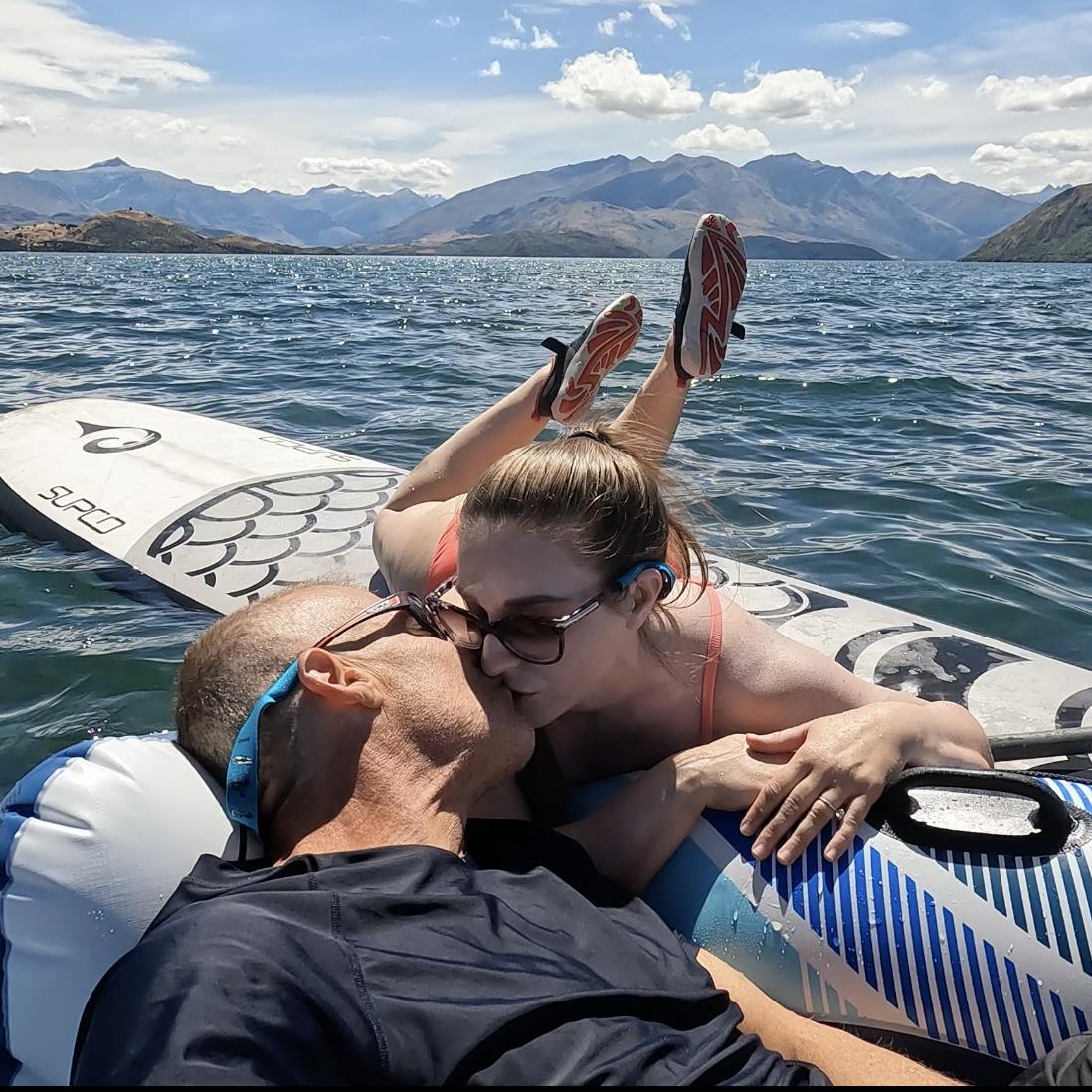 Lake kiss, Wanaka, NZ.