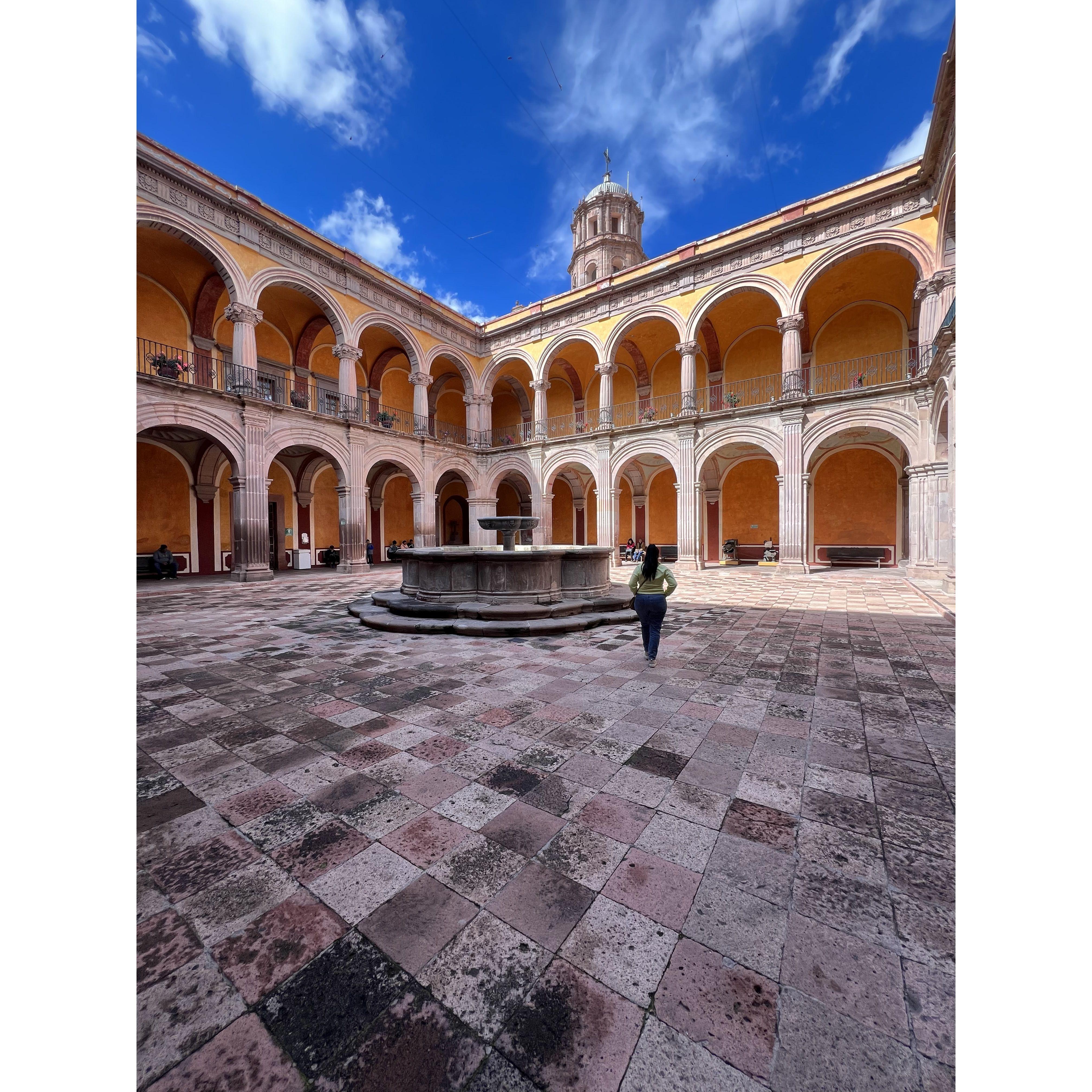Visited the Museo Regional de Querétaro. A former 16th-century Franciscan monastary.