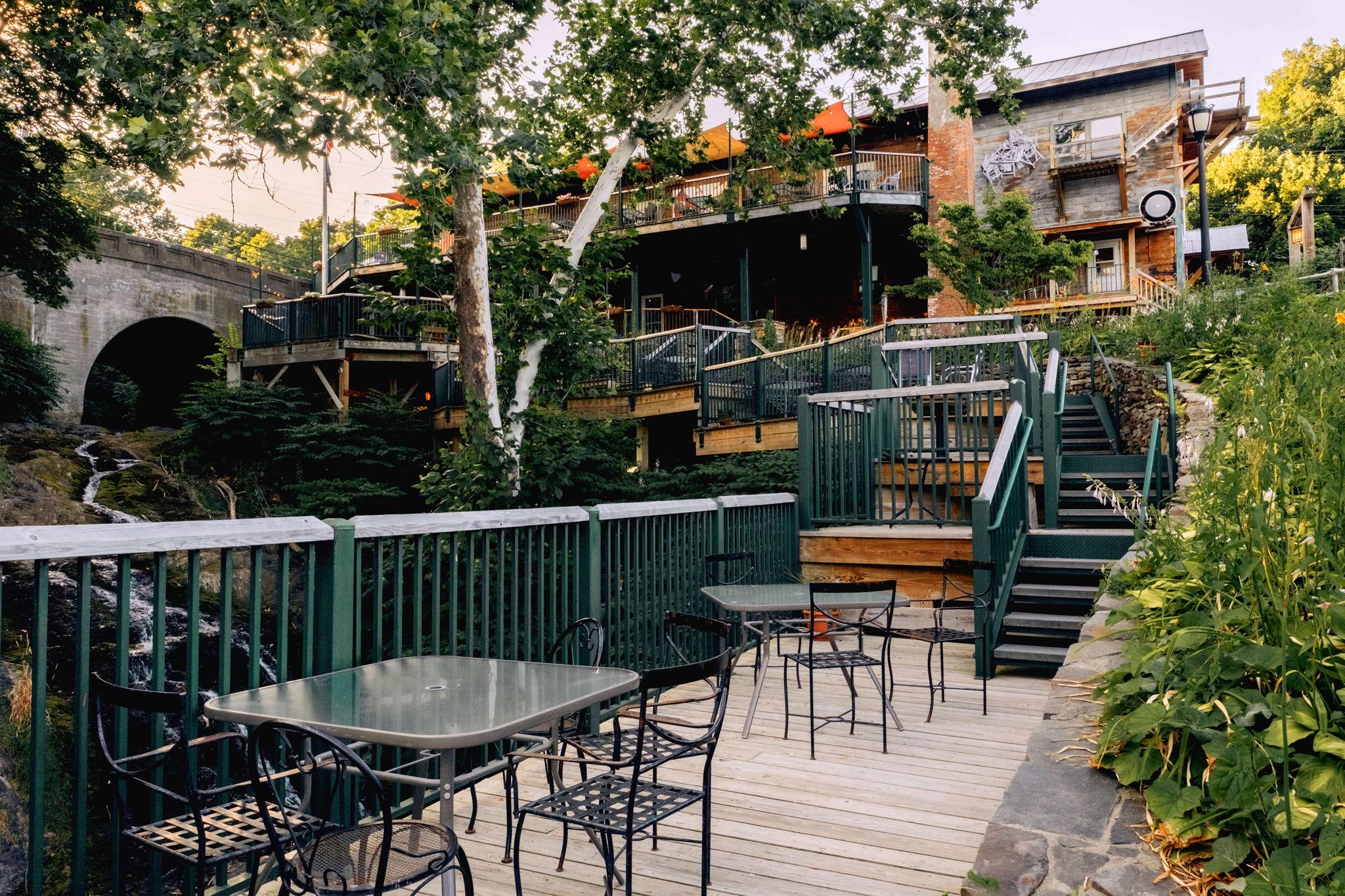 The Wedding Website of Julia Furlan and Devin Cawley