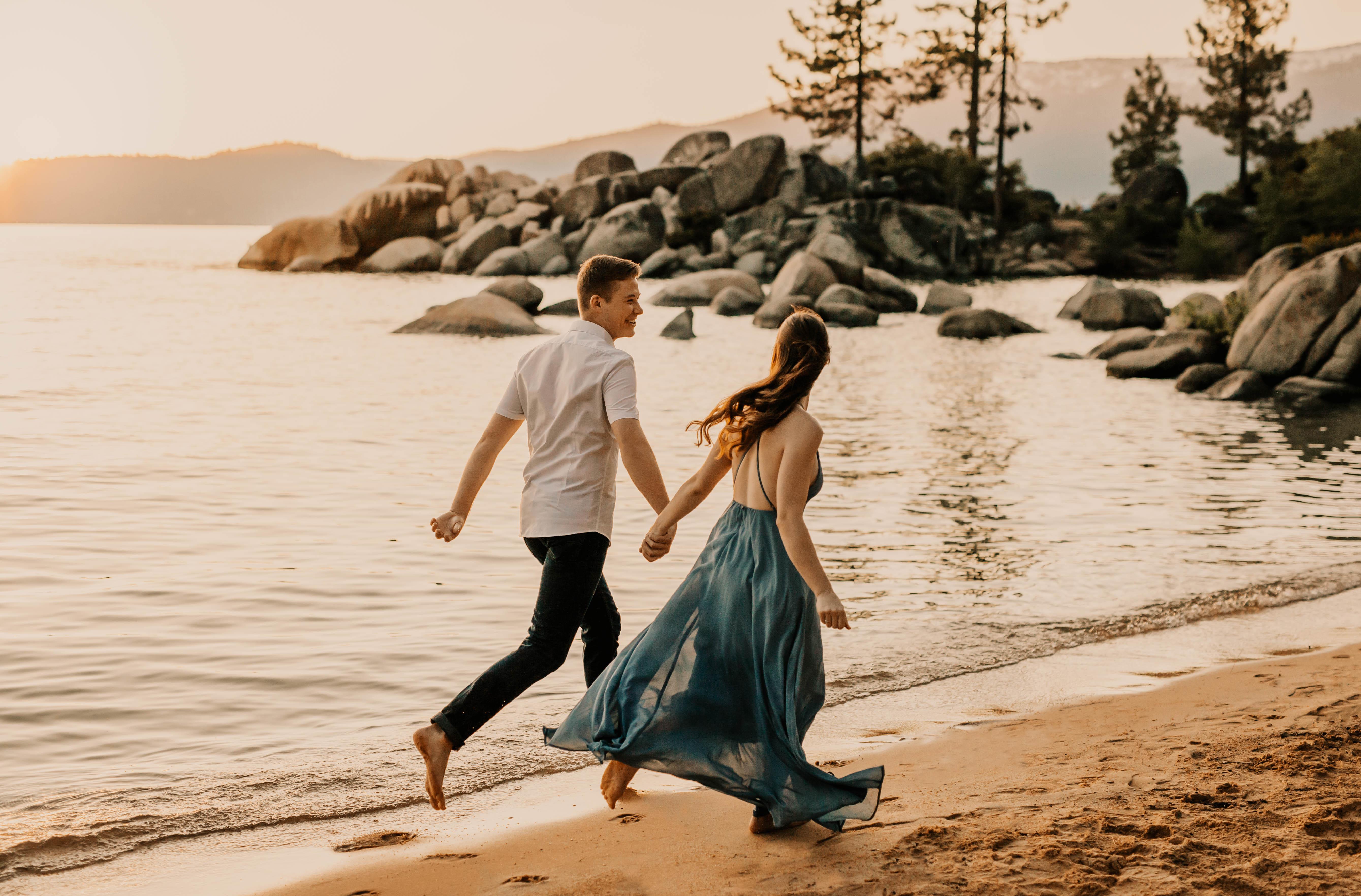 The Wedding Website of Erin Hobson and Nathan Myers