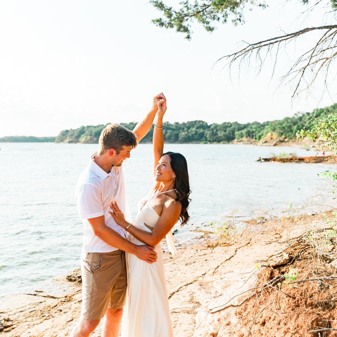 Engagement Photos: Stacy Lan Photography