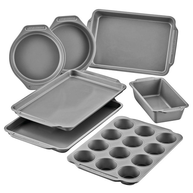 Farberware Bakeware Nonstick Baking Pans with Baking Sheets, Cake Pans, Meatloaf/Bread Pan, and Muffin Pan, 7 Piece Bakeware Set - Gray
