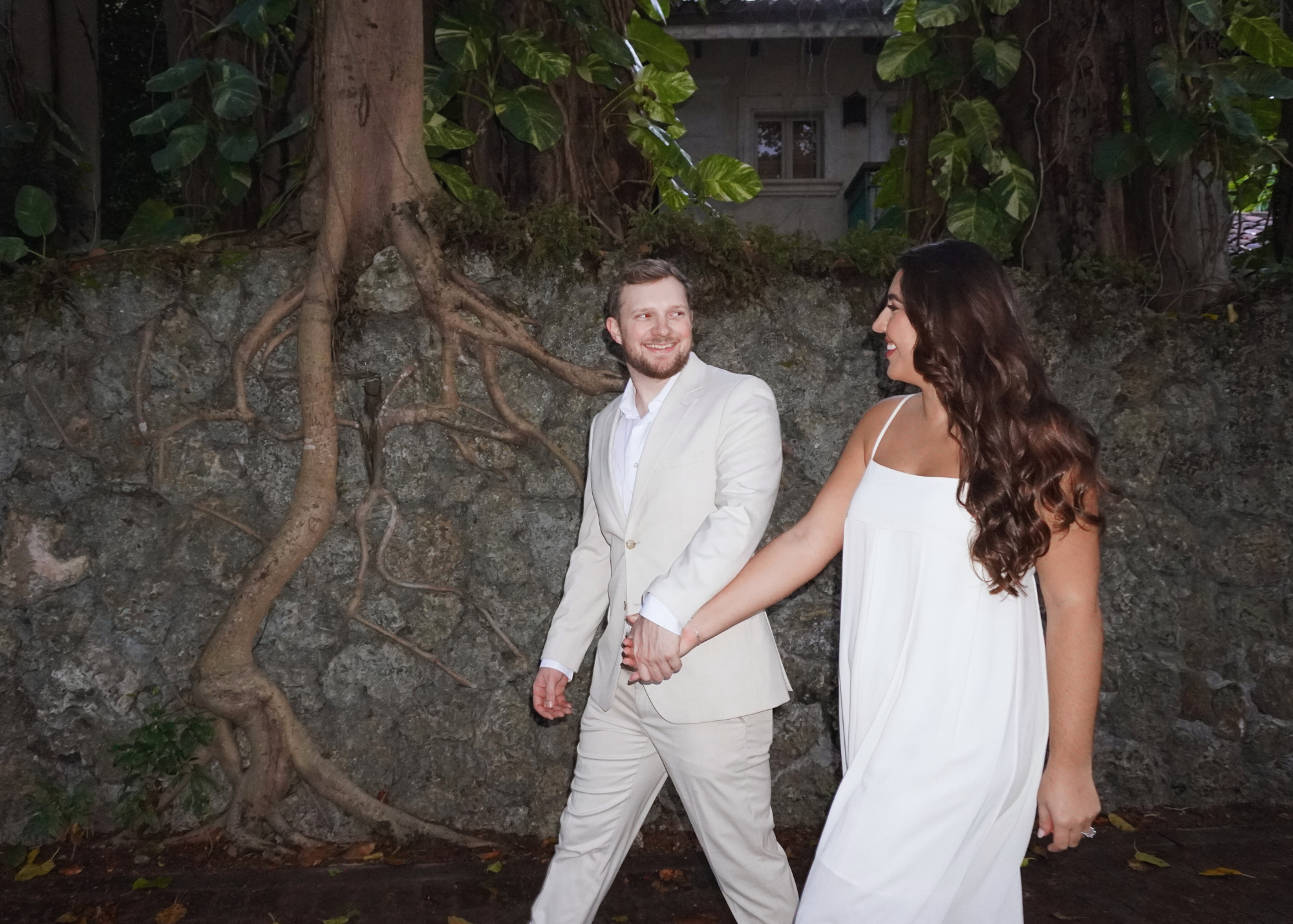 The Wedding Website of Amanda Elizabeth Cáceres and Edwin Russell Smith V