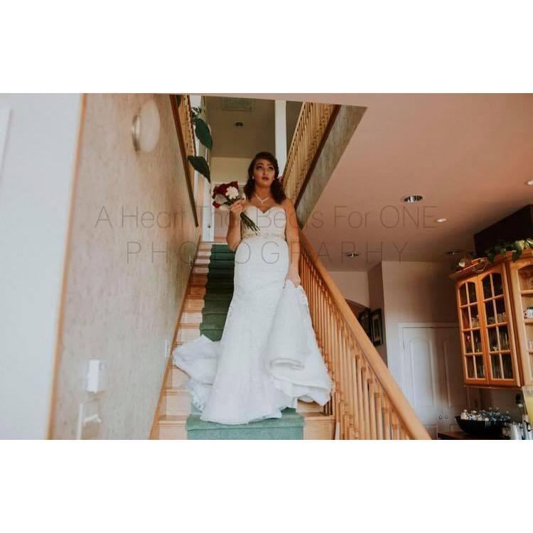 Bride is ready to go..... almost.....
Photo credit to: A Heart That Beats For One Photography