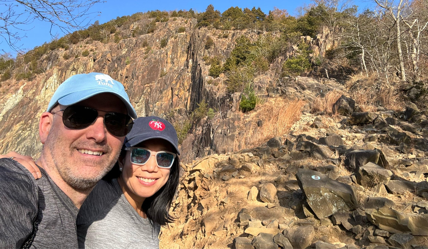 The Wedding Website of Amanda Muñoz and Brian Macdonald