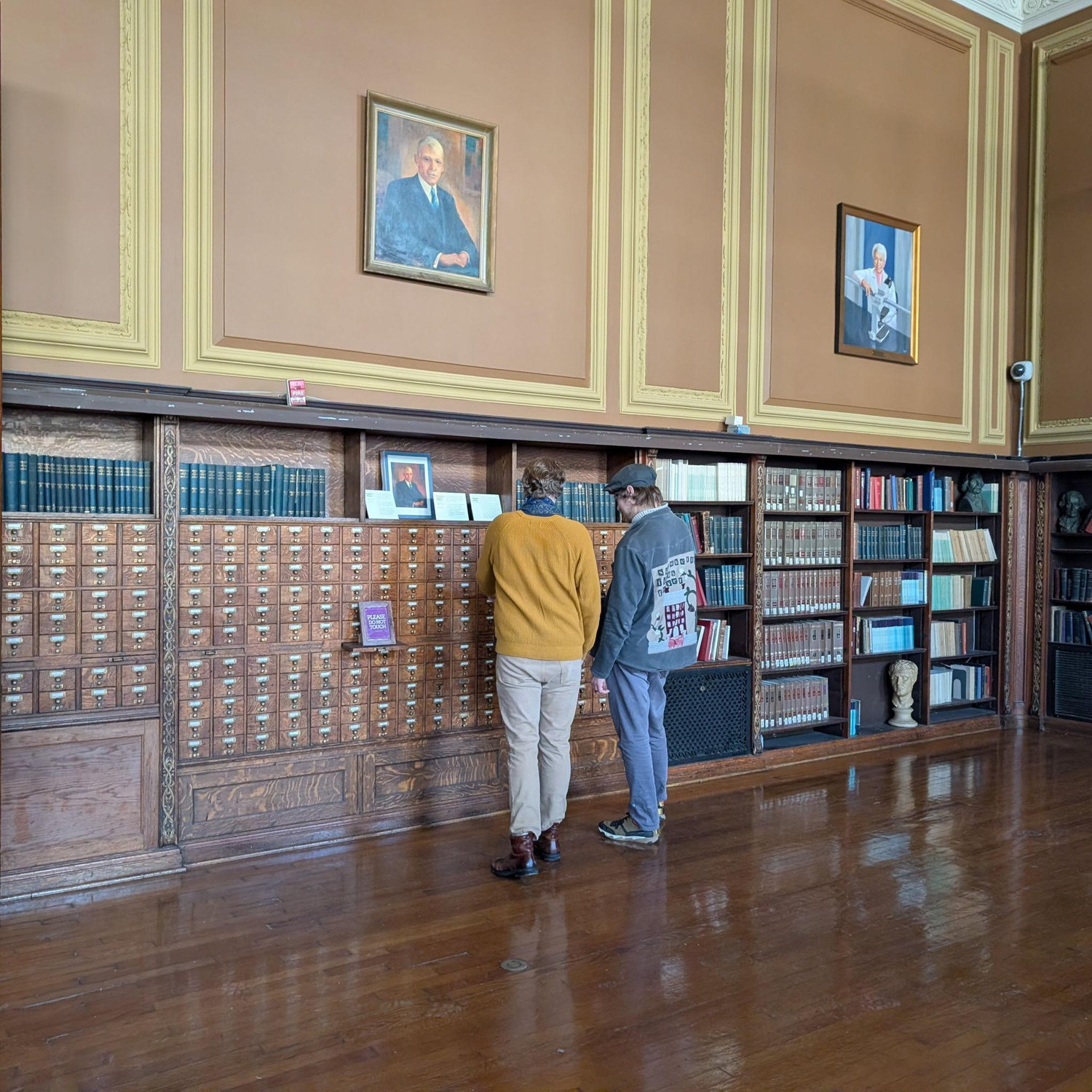 Ian & Shane at the Mutter Museum <3
