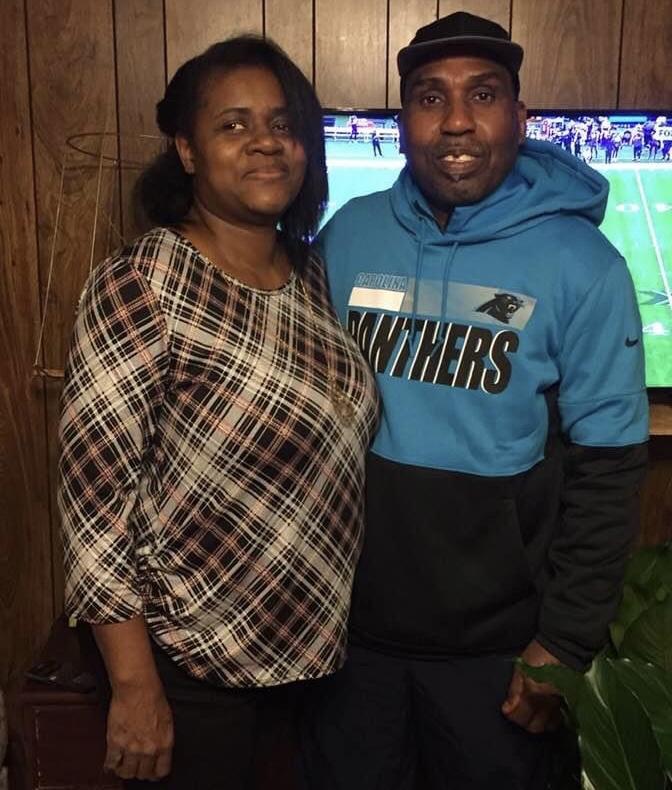 Hey look! Apparently a Cowboys fan and a Panthers fan can get along.