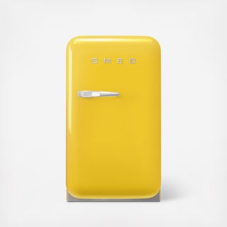 50's Retro-Style Mini Refrigerator, Right Hinge