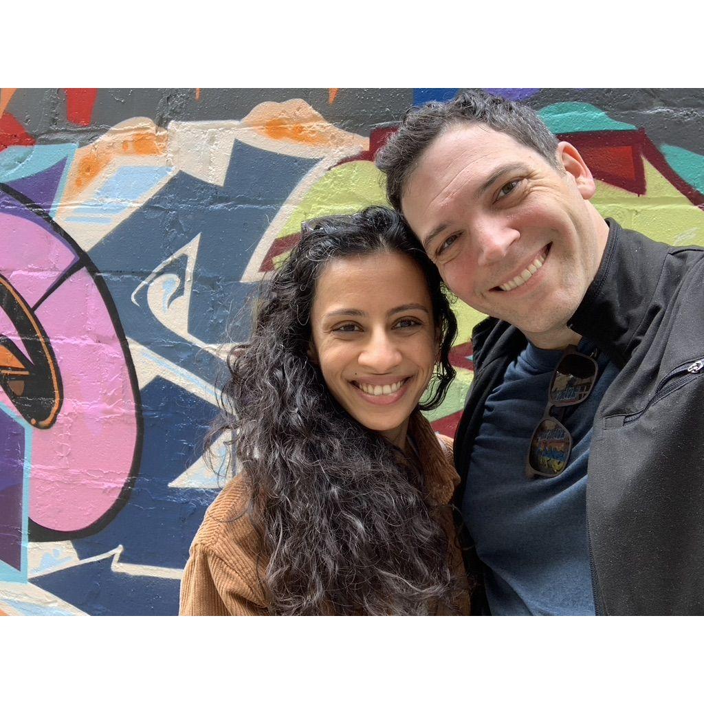 Posing in front of street art, as we do 💁♀️