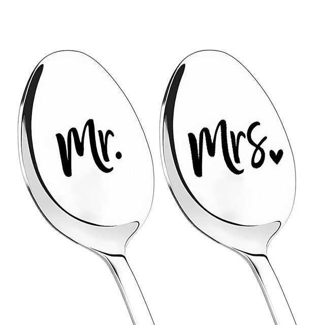 Wedding Gifts for Women Men Bride and Groom Gifts for Couples Wedding Registry Ideas Engagement Gifts for Couples Wife Husband Anniversary Christmas Gift Mr and Mrs Ice Cream Spoons Gifts 2pcs