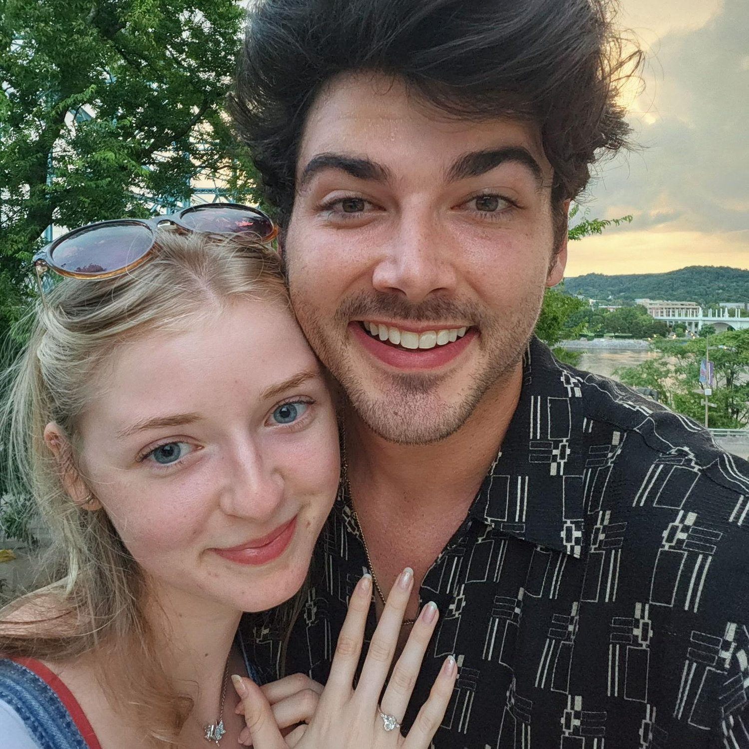 Engaged! To be wed!!