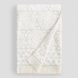 Gray and Ivory Medallion Rosalind Sculpted Bath Towel