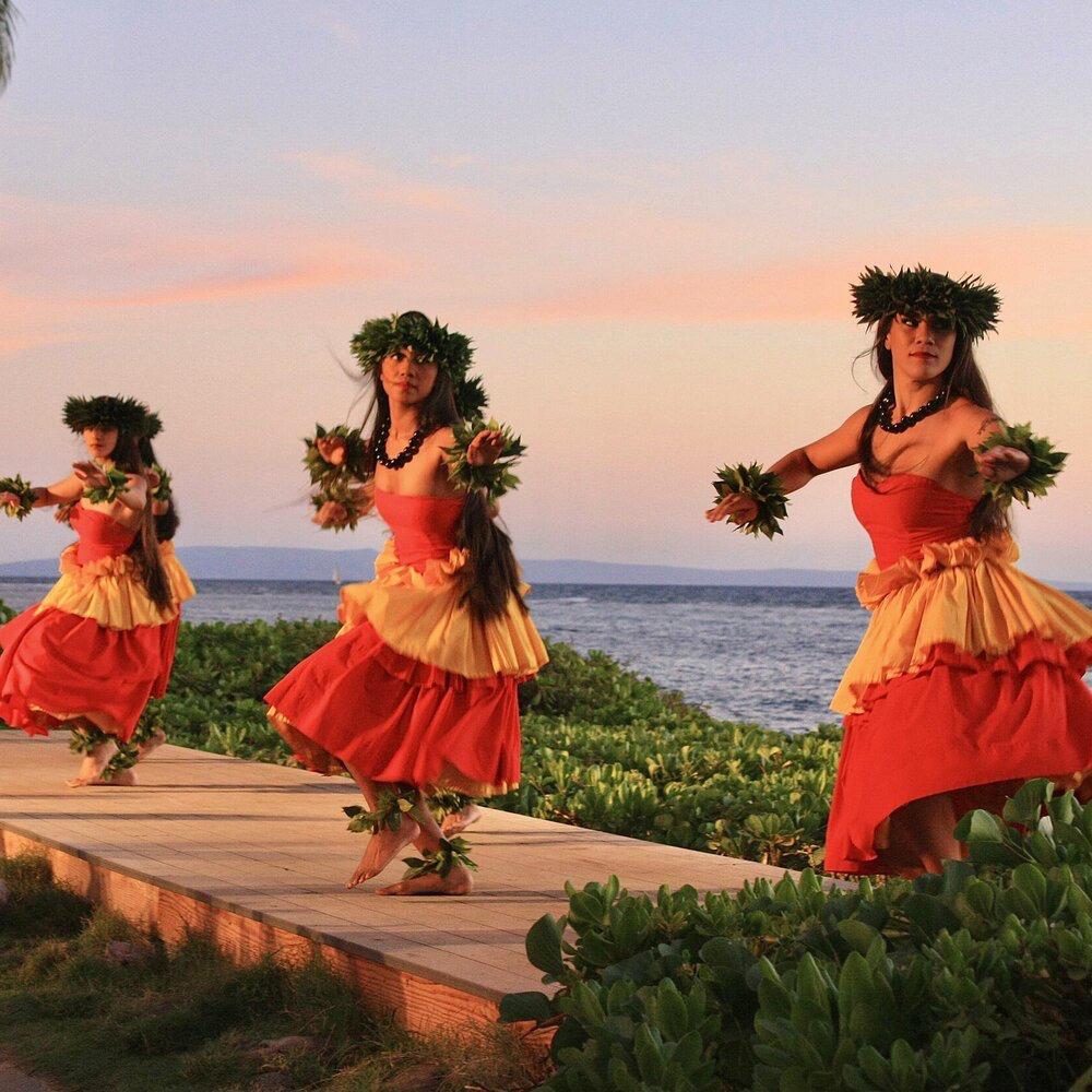 Hawaiian Luau Dinner
