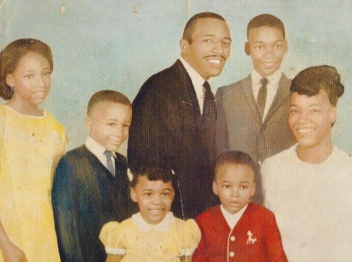 The Wedding Website of Evelyn Dixon and Donald Dixon
