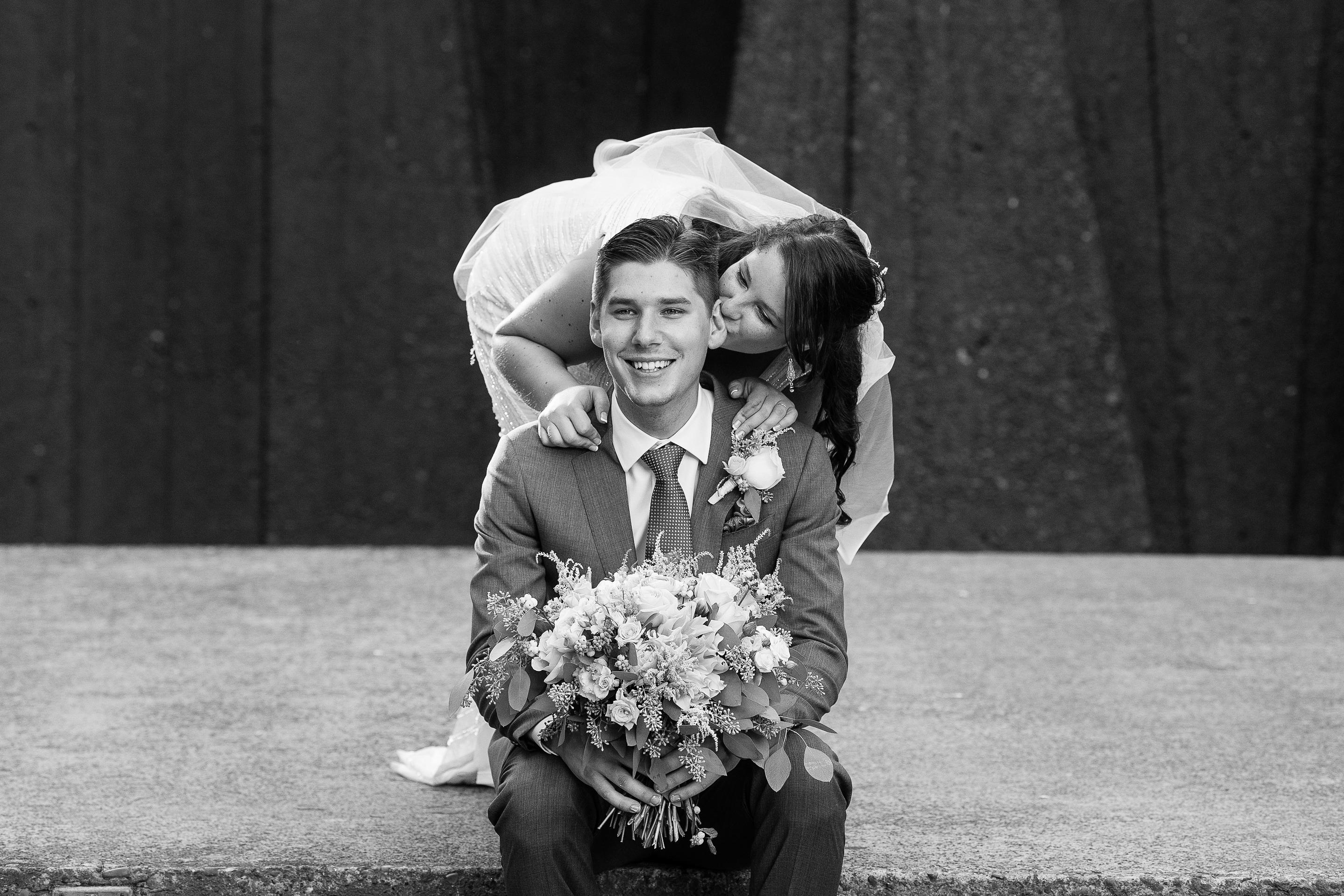 The Wedding Website of Chelsea Lewis and Larsen Stickler