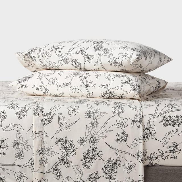 Standard Cotton Blend Sateen Pillowcase Gray Floral - Room Essentials™