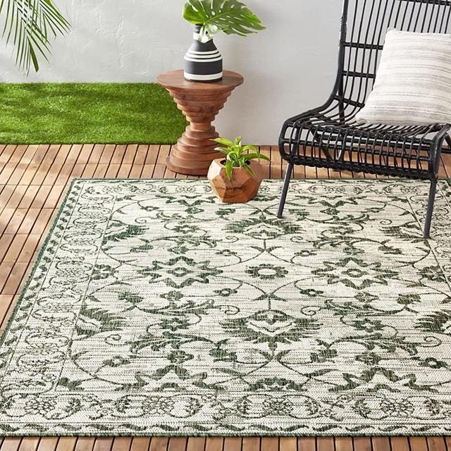 Nicole Miller New York Patio Country Ayala Botanical Floral Indoor/Outdoor Area Rug, Light Green/Ivory , 5'2"x7'2"