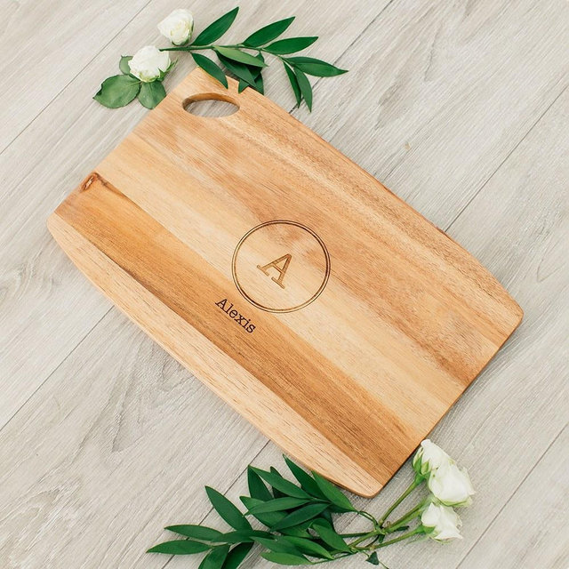 Personalized Wooden Rounded Rectangle Cutting & Serving Board - Circle Monogram