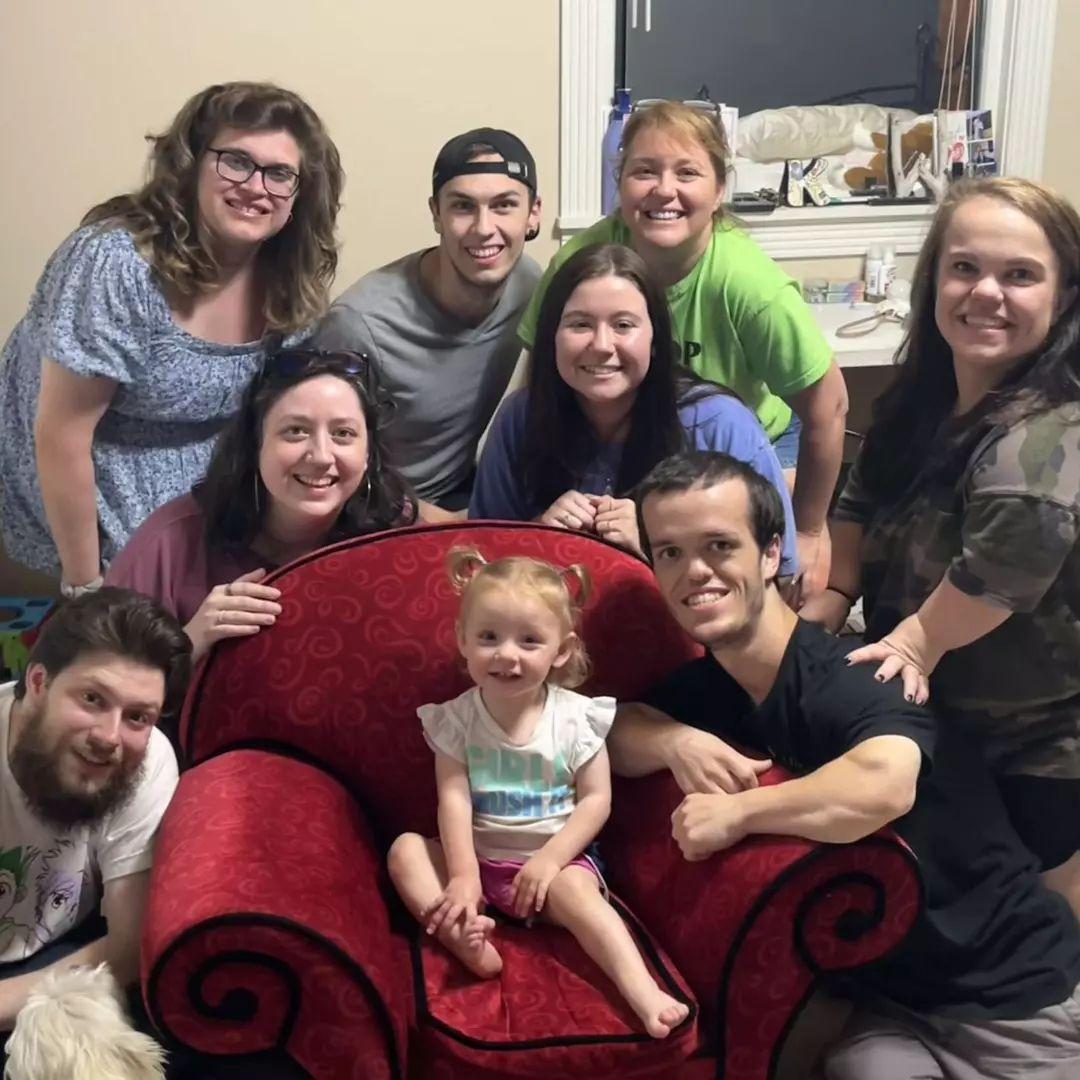 Visit with Jade's family in Tennessee. May 2022
