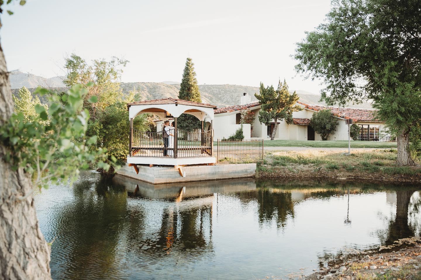 The Wedding Website of Vanessa Muniz and Rodolfo Orozco