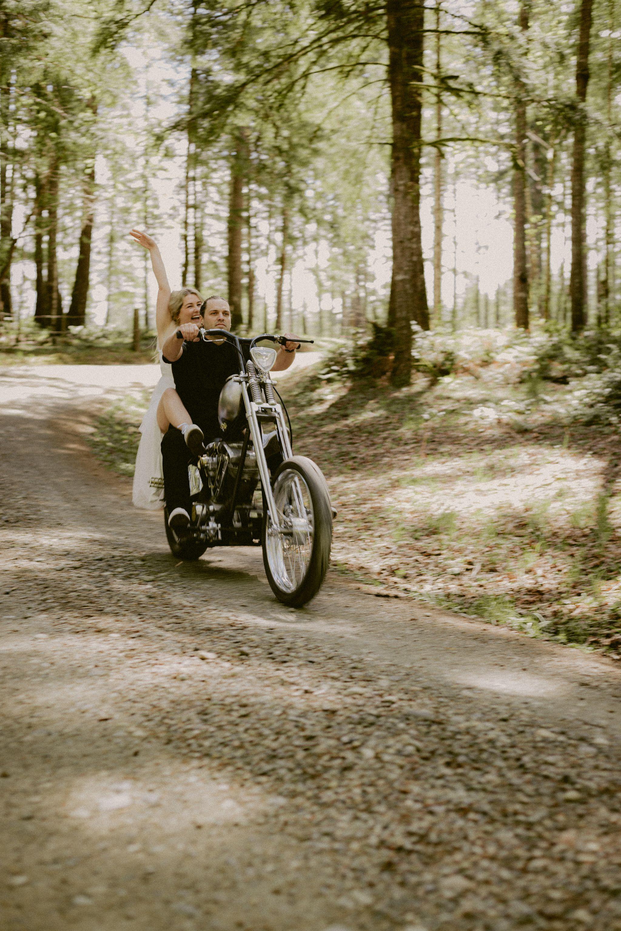 The Wedding Website of Kendal Anderson and Cannon Dickinson