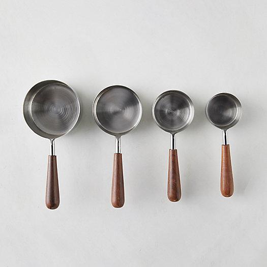 Wood Handle Measuring Cup Set