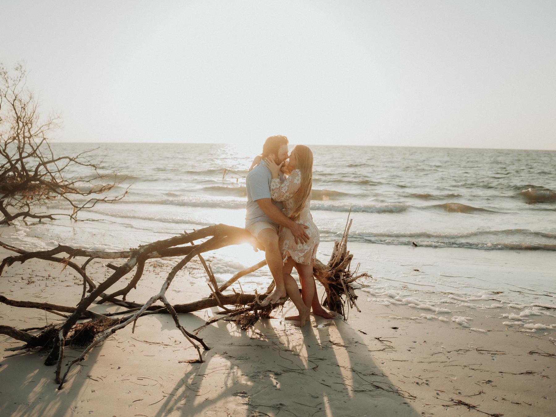 The Wedding Website of Maddison Thomson and Austin Bumgarner