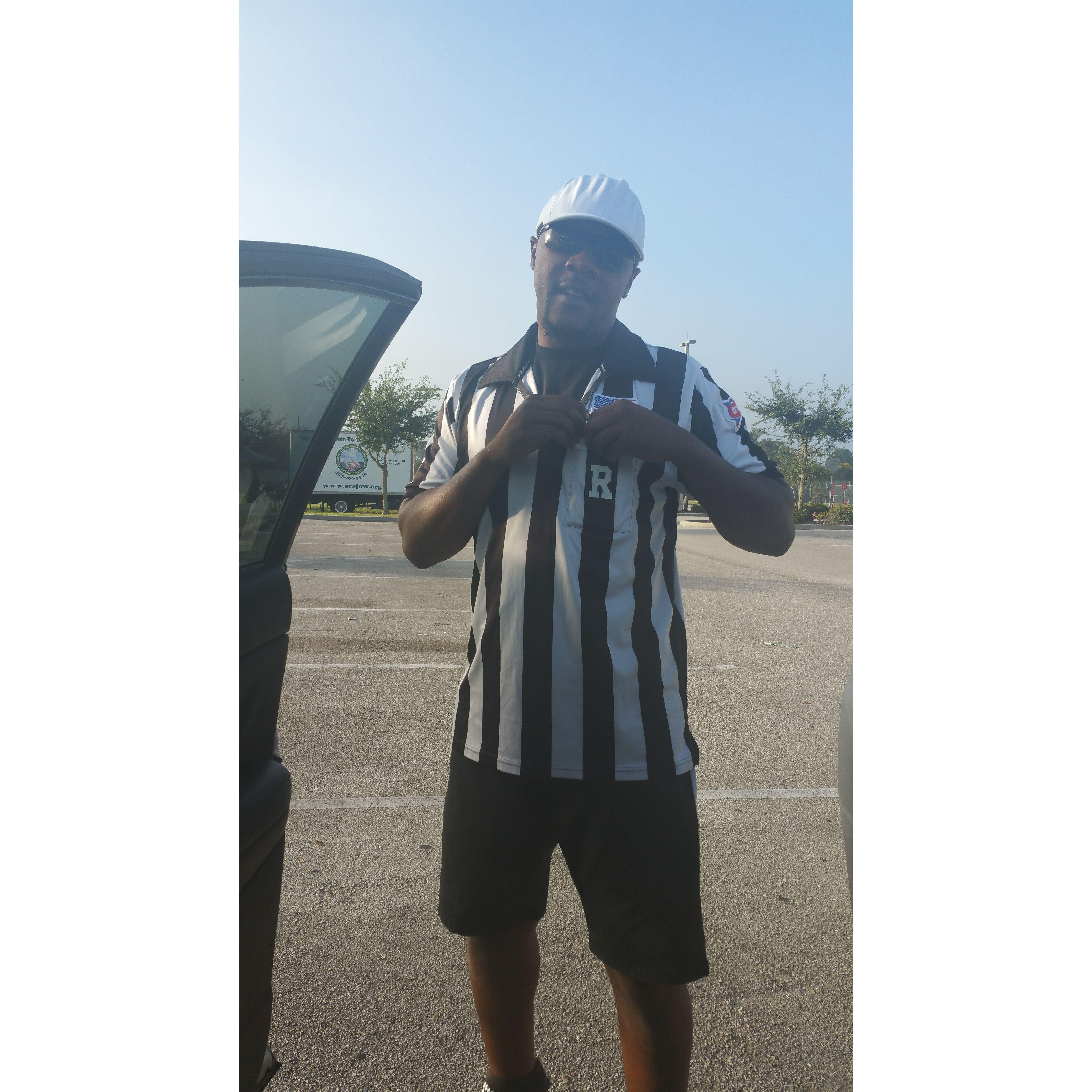 Ref gearing up for the game!!