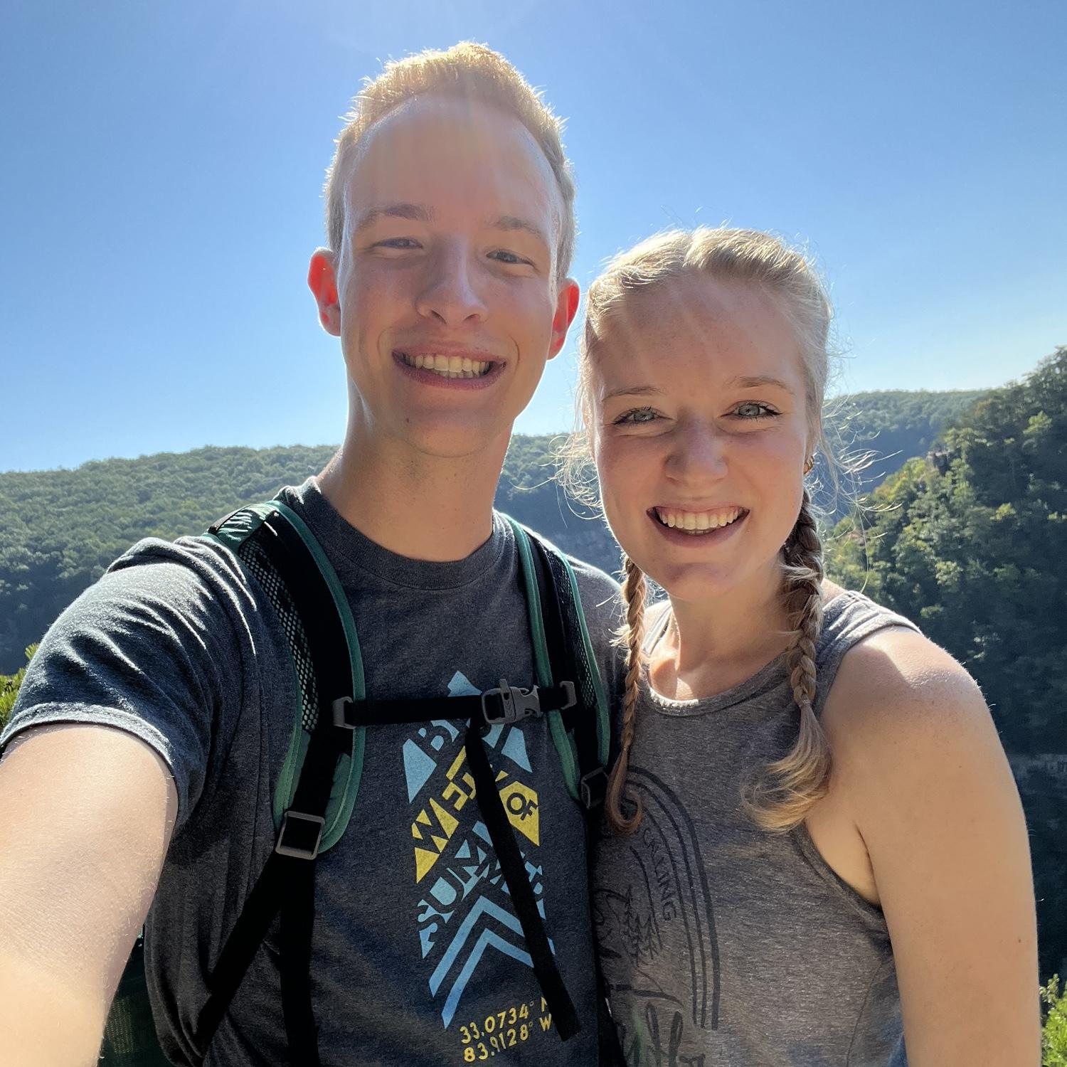 A little Labor Day hike at Cloudland Canyon!