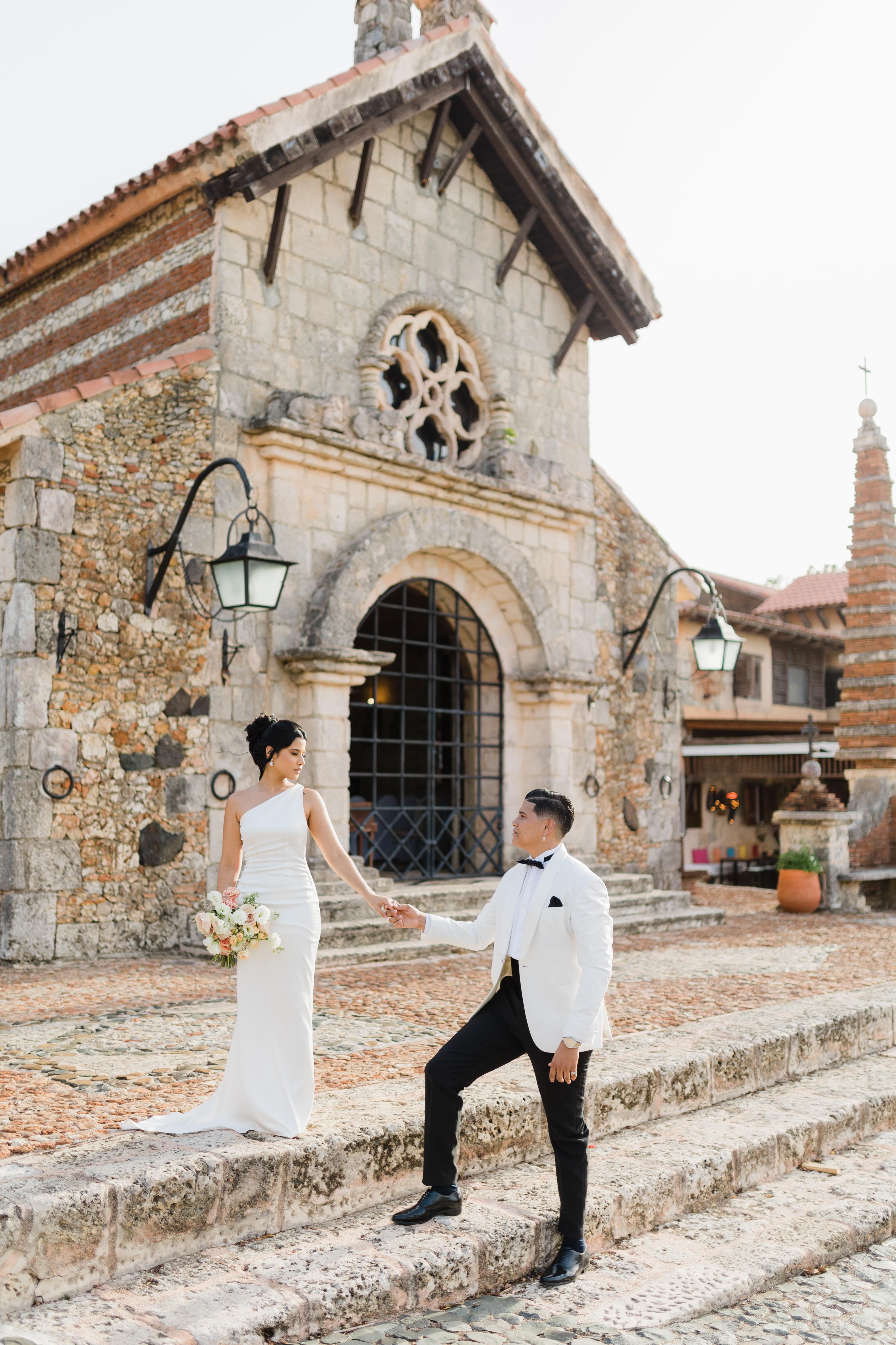 The Wedding Website of Diana Alban and Reggie Lopez