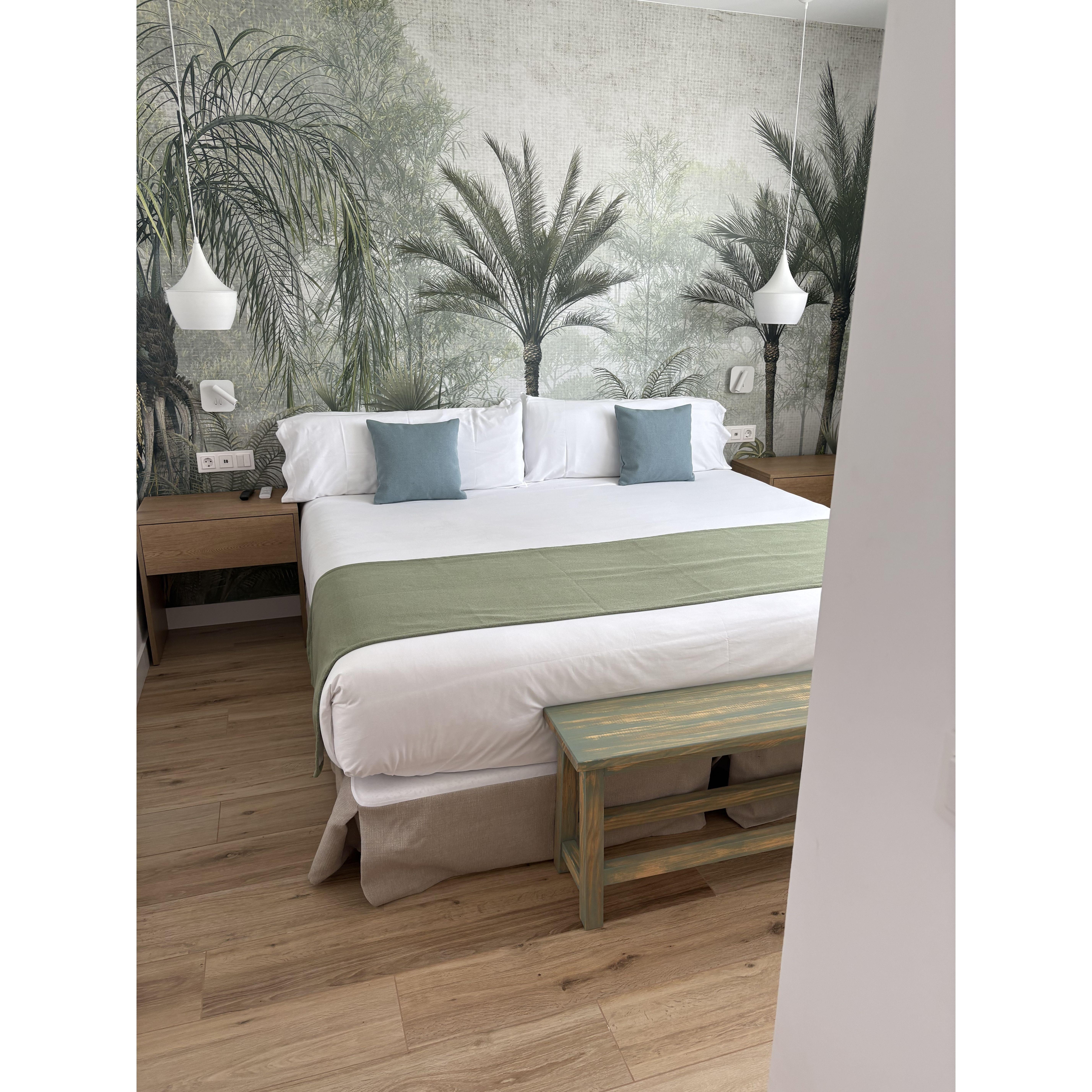 Hotel Punta Candor "Basic bedroom"