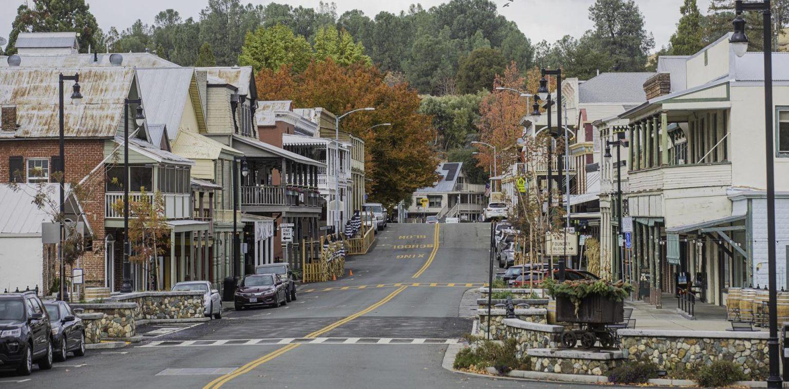 The Wedding Website of Adriana Frausto and Bobby Tofft