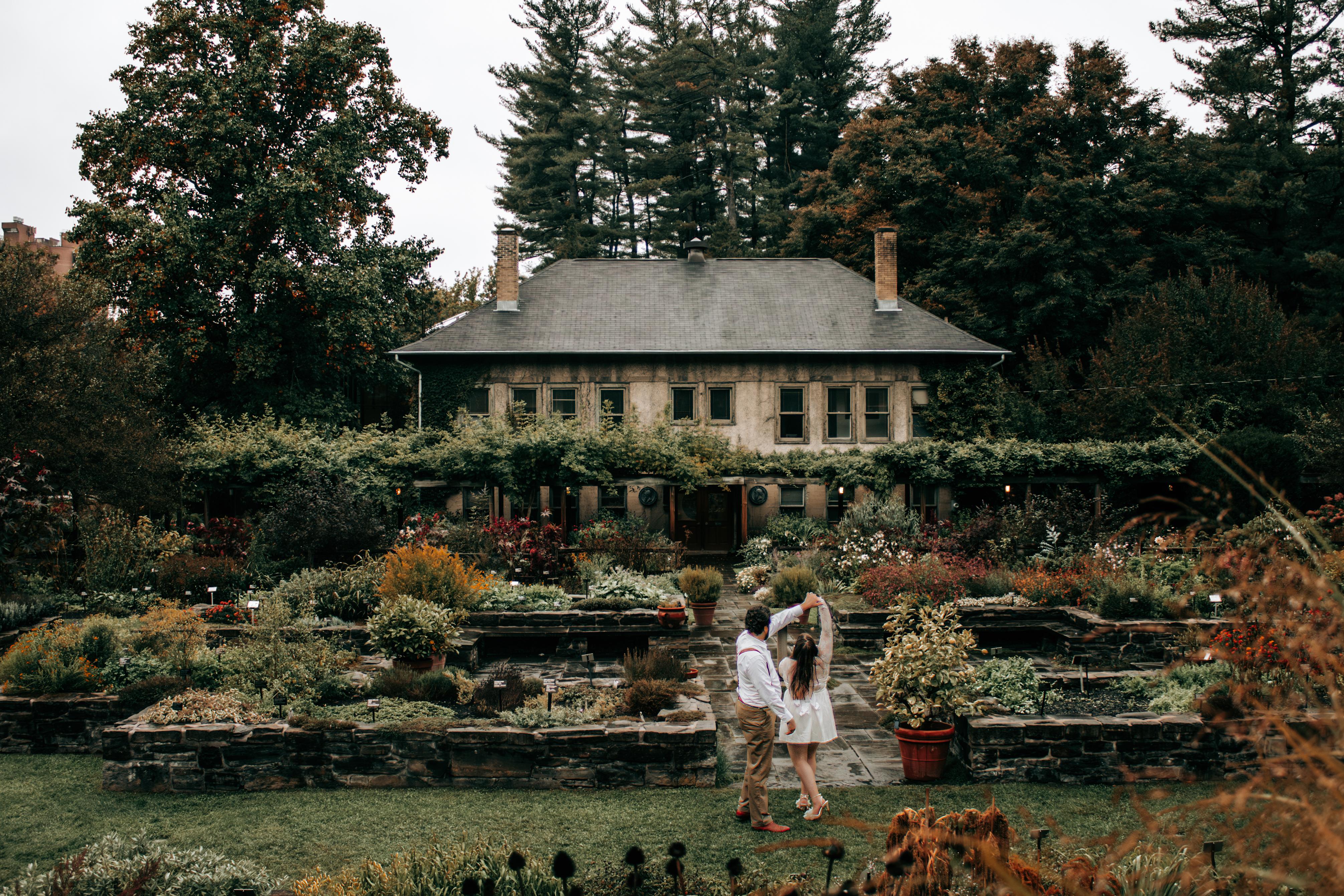 The Wedding Website of Cheyenne Smith and Lucas DeVries