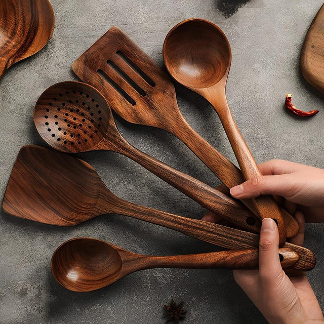 Minimalist Wooden Utensil Set with Ergonomic Handles
