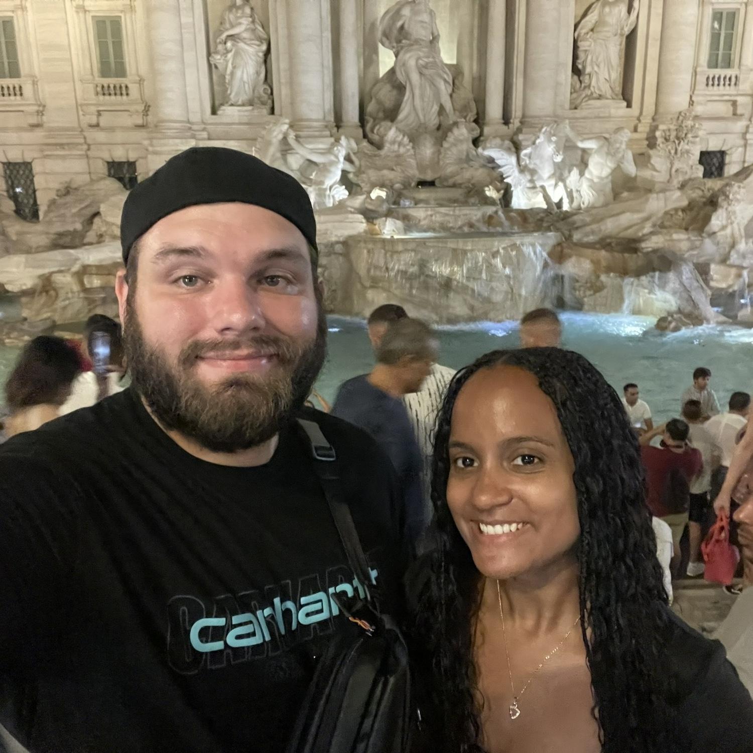 Trevi Fountain: Rome, Italy